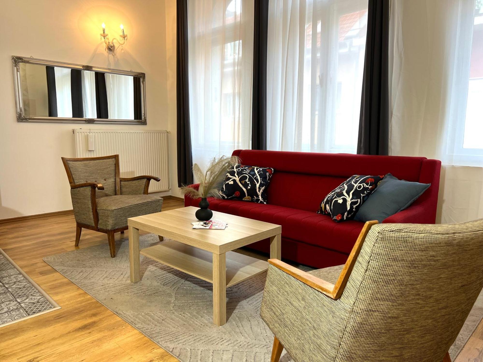 P9 By Small Home Budapest — Photos 1
